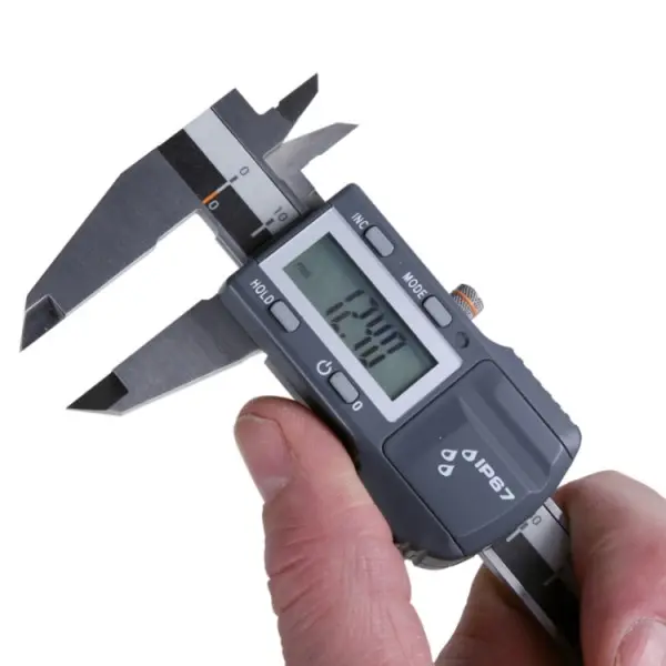 ​Штангенциркуль цифровой,  Точность до 0.01 мм.,  Степень защиты - IP67