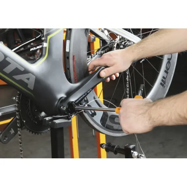 ключ для прижимных пластиковых болтов Shimano